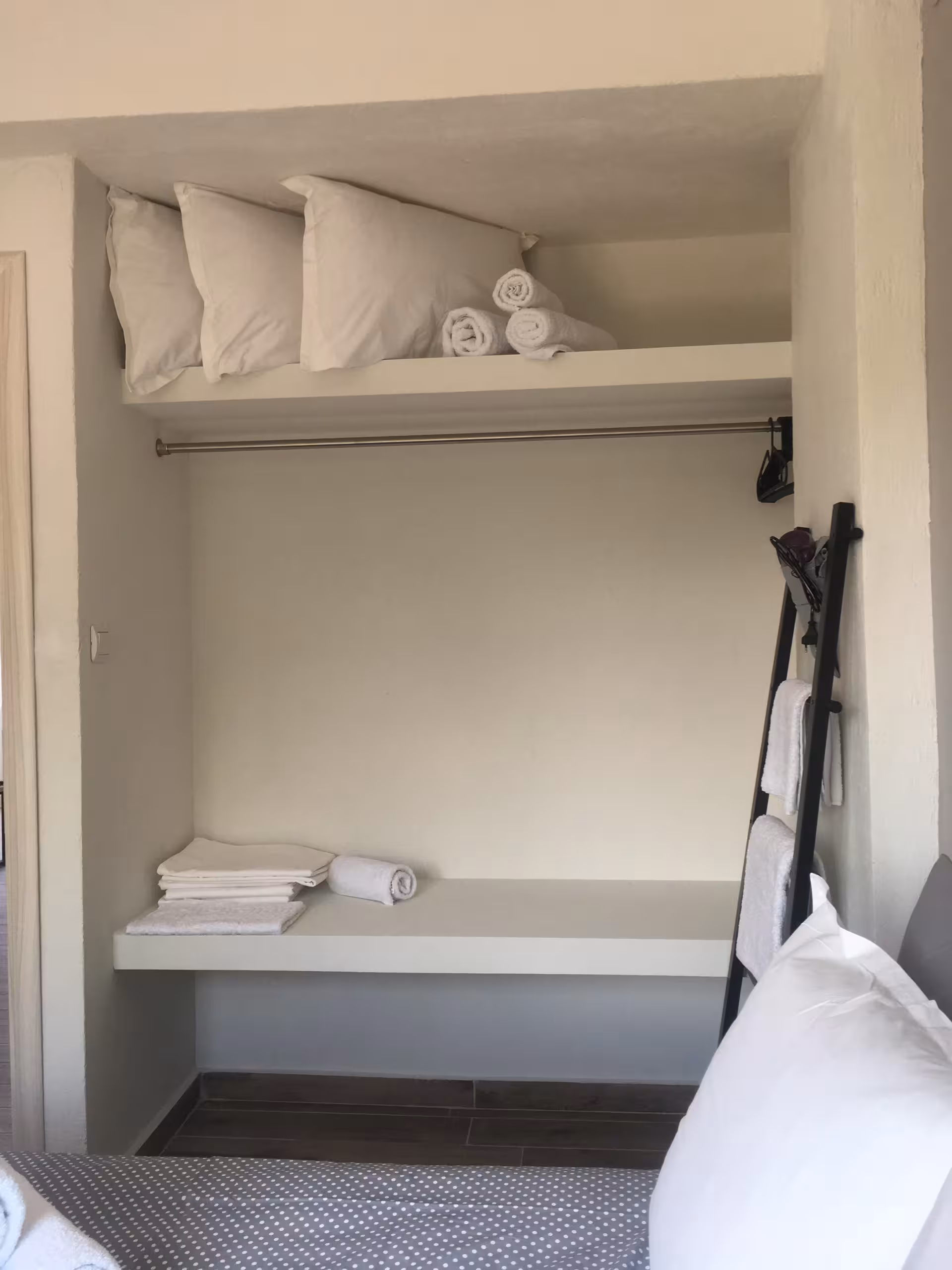Bedroom detail